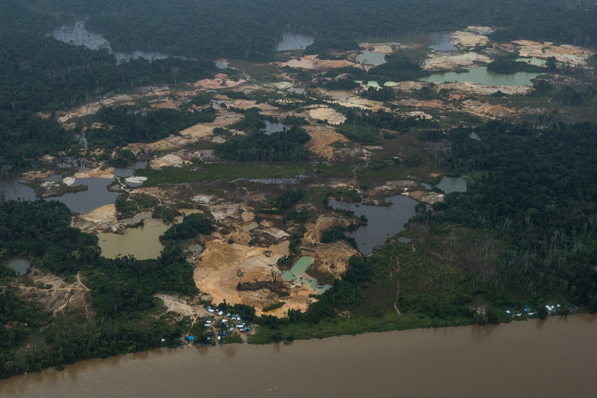 Suriname oro e mercurio